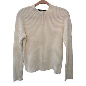 women's Forever 21 white high neck cowl neck acrylic knit sweater size small